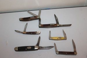 lot 209 image: Vintage Pocket knives
