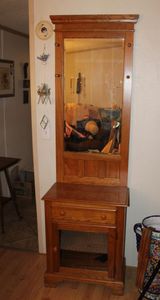 lot 214 image: Entryway hat rach with mirror, cabinet, and drawer