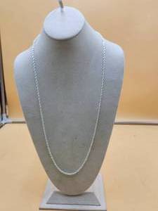lot 254 image: Long silver rope chain necklace - not marked - jewelry