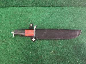lot 50 image: Large, fixed blade knife with sheath