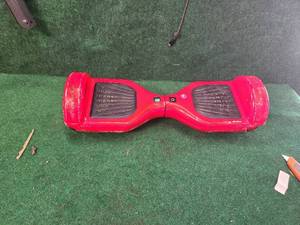 lot 116 image: Used hoverboard - came on - no charger and needs switches repaired
