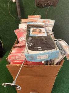 lot 183 image: Box of wigs
