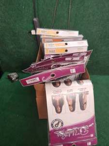 lot 202 image: Box of wigs