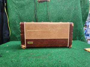 lot 226 image: Yamaha Trumpet and case - damaged - great for wall art