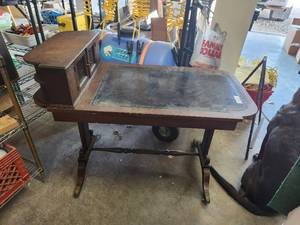 lot 120 image: Vintage wood desk with leather inlay