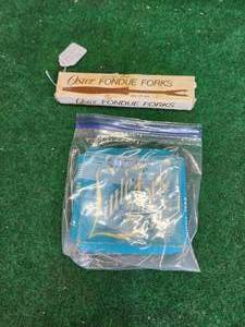 lot 313 image: 2 sets of vintage party and fondue forks