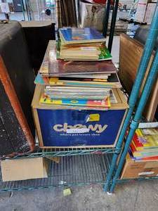 lot 321 image: Box of childrens books