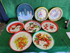 lot 326 image: Selection of metal Christmas trays