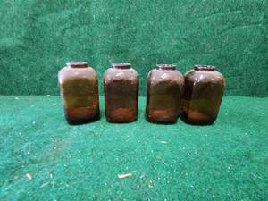 lot 371 image: Selection of 4 vintage brown glass jars