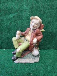 lot 376 image: Vintage Hobo figurine