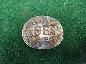lot 449 image: Guess belt buckle