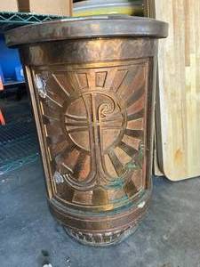 lot 126 image: Vintage brass or bronze tabernacle