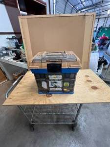 lot 577 image: Tackle box with contents
