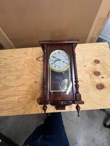 lot 578 image: Kassel 31-day wall clock - has key