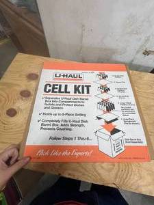 lot 541 image: U-Haul cell kit - packing supplies