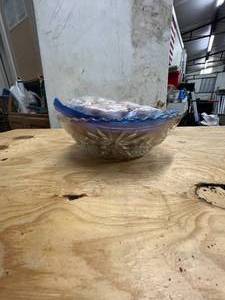 lot 536 image: Glass dish with shells and more for display