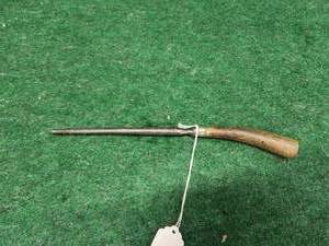 lot 27 image: Vintage knife sharpener