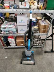lot 287 image: Bissell vacuum cleaner