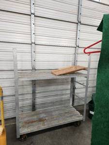 lot 293 image: Large Rolling metal cart