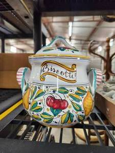 lot 591 image: Tuscan Frutta biscotti jar - hand painted in Italy