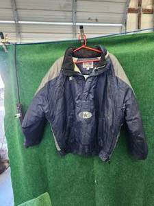 lot 368 image: Dallas Cowboys jacket - XL