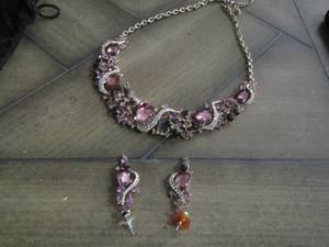 lot 294 image: purple stone womens necklace