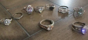 lot 239 image: qty 9 silver rings