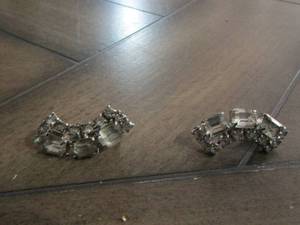 lot 237 image: vintage clip on earrings