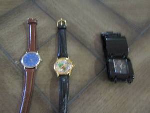 lot 267 image: qty 3 watches