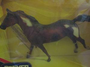 lot 18 image: Breyer horse in box no.728 liver chestnut paint