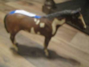 lot 197 image: BREYER BAY PAINT