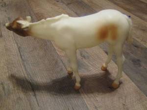 lot 206 image: Vintage Breyer horse Suckling foal,ll,l