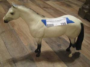 lot 199 image: Breyer horse no.1211 FLEABITTEN GREY  2006