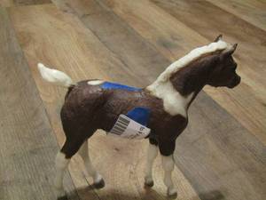 lot 207 image: Breyer horse #846 mold   #18 phantom wings miniture