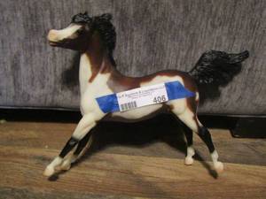 lot 406 image: Breyer horse #994 smoky mold Remington bay overo paint collectors edition