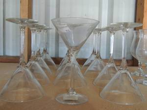 lot 72 image: martini glass lot qty 12