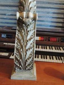 lot 101 image: CORNICE shelf acanthus