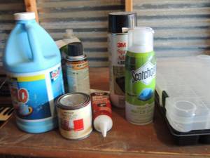 lot 102 image: lot of cleaning supplies