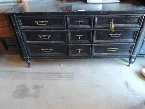 lot 36 image: 32x62x20 7 drawer black dresser, very sturdy needs refinished