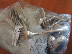 lot 139 image: Gorham silverware set qty over 20 pieces