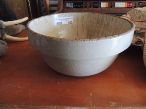 lot 182 image: POTTERY MIXING BOWL  5 depth- 10 diameter