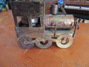 lot 174 image: Metal Train  ENGINE   DECOR PIECE