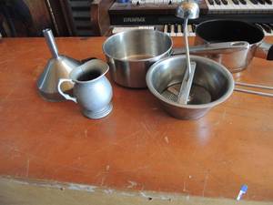 lot 177 image: pots, funnel, creamer