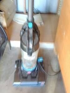 lot 481 image: bissell vaccum unknown working condition