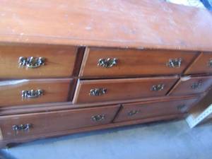 lot 110 image: DRESSER 8 drawer bettermade port smith Arkansas dresser 33x60x19