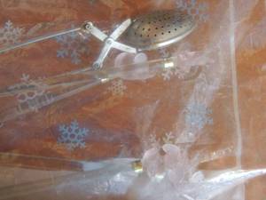 lot 53 image: mix drink stir sticks qty 4, pink elephants, teabag spoon