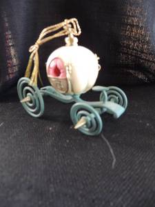 lot 348 image: DISNEY - WALT DISNEY COLLECTION SOCIETY   AN ELEGANT COACHFOR CINDERELLA   ORNAMENT  COA IN BOX