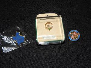 lot 356 image: CLUTCH PIN, LAPEL PINS- CARING CHILDRENS CLUB  & VISION WITH PURPOSE