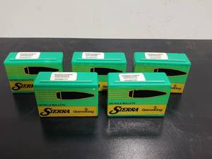 lot 69 image: RELOADING SUPPLIES  5 Cases of Sierra 22 Cal .224 Dia 65 Gr Spitzer Boat Tail Bullets.  100 Bullets Per Case