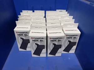 lot 113 image: MAGPUL MOE SL Grip   Black - QUANTITY 23 - BID IS TIMES THE QUANTITY